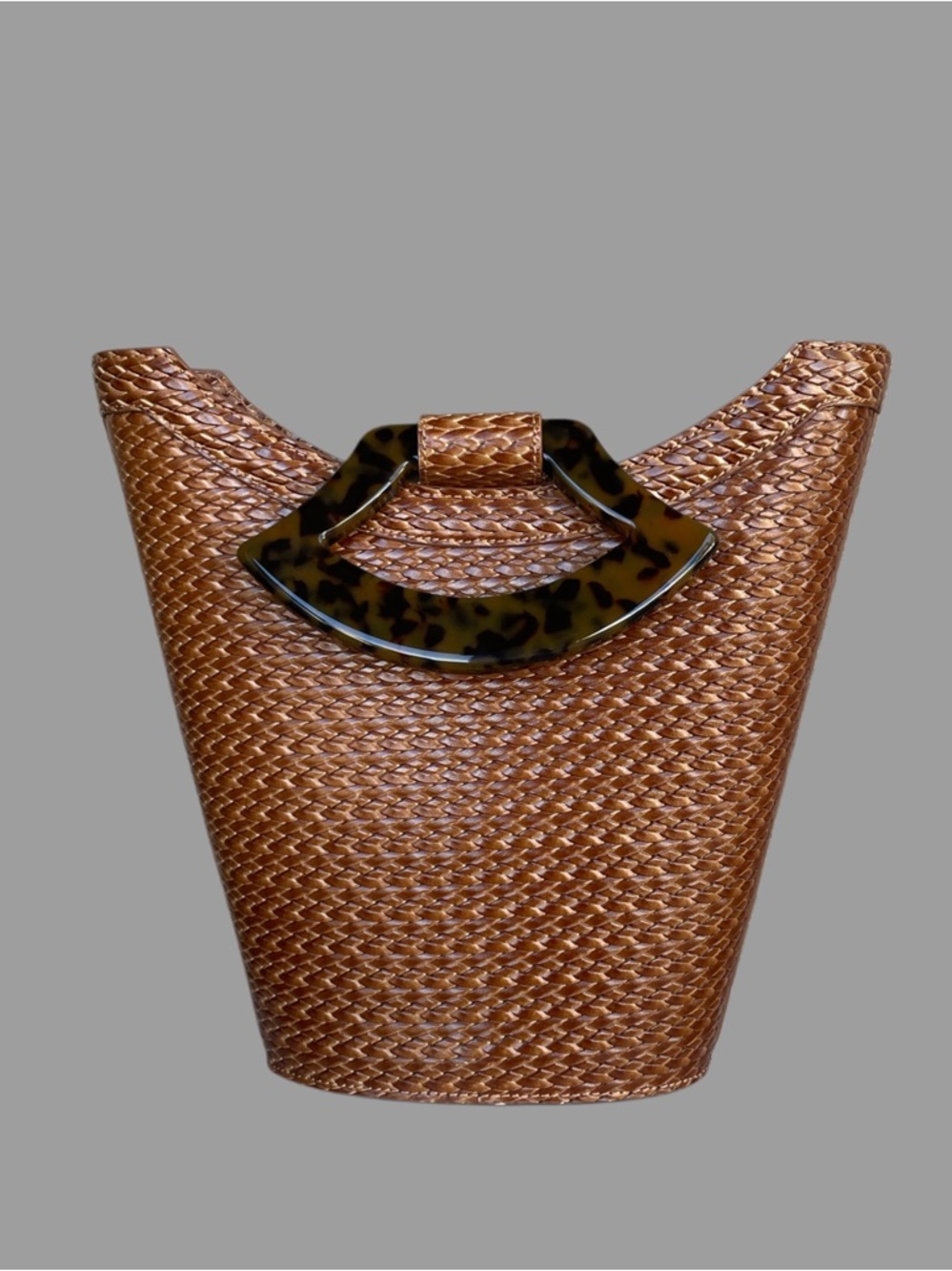 USISI SISTER Brown Woven Leather Tortoise Resin Handle Rollo Bucket Tote Bag - Picture 15 of 15